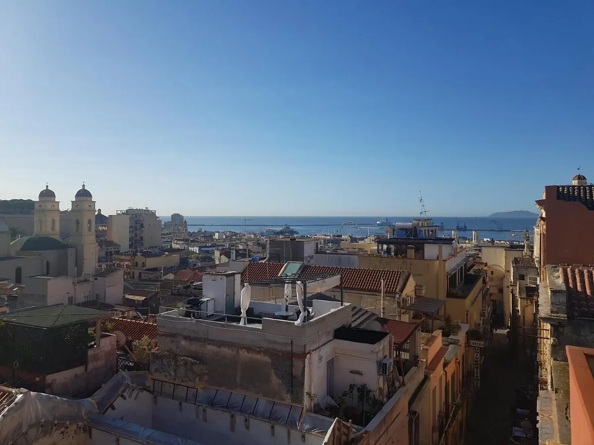 Red Moon Apartment Cagliari