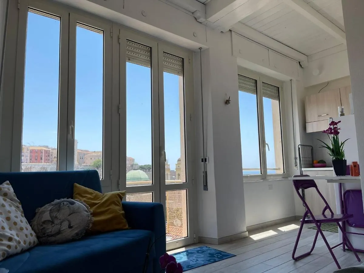 Red Moon Apartment Cagliari 0*,