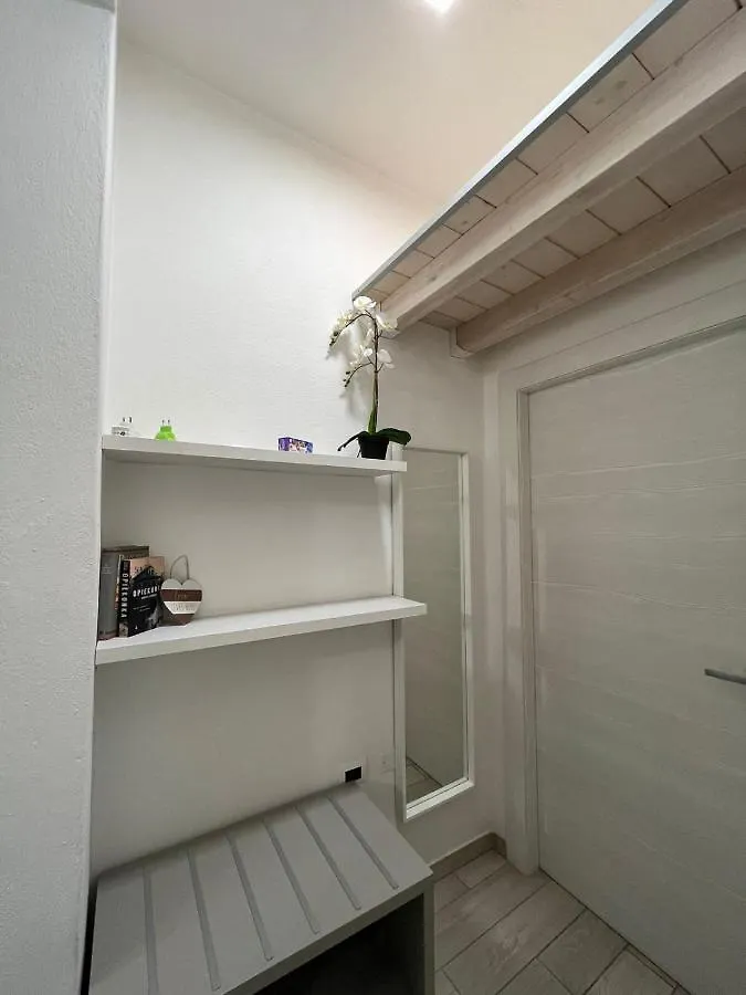 Red Moon Apartment Cagliari Italy